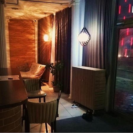 Fox Hostel อัลมาตี ภายนอก รูปภาพ